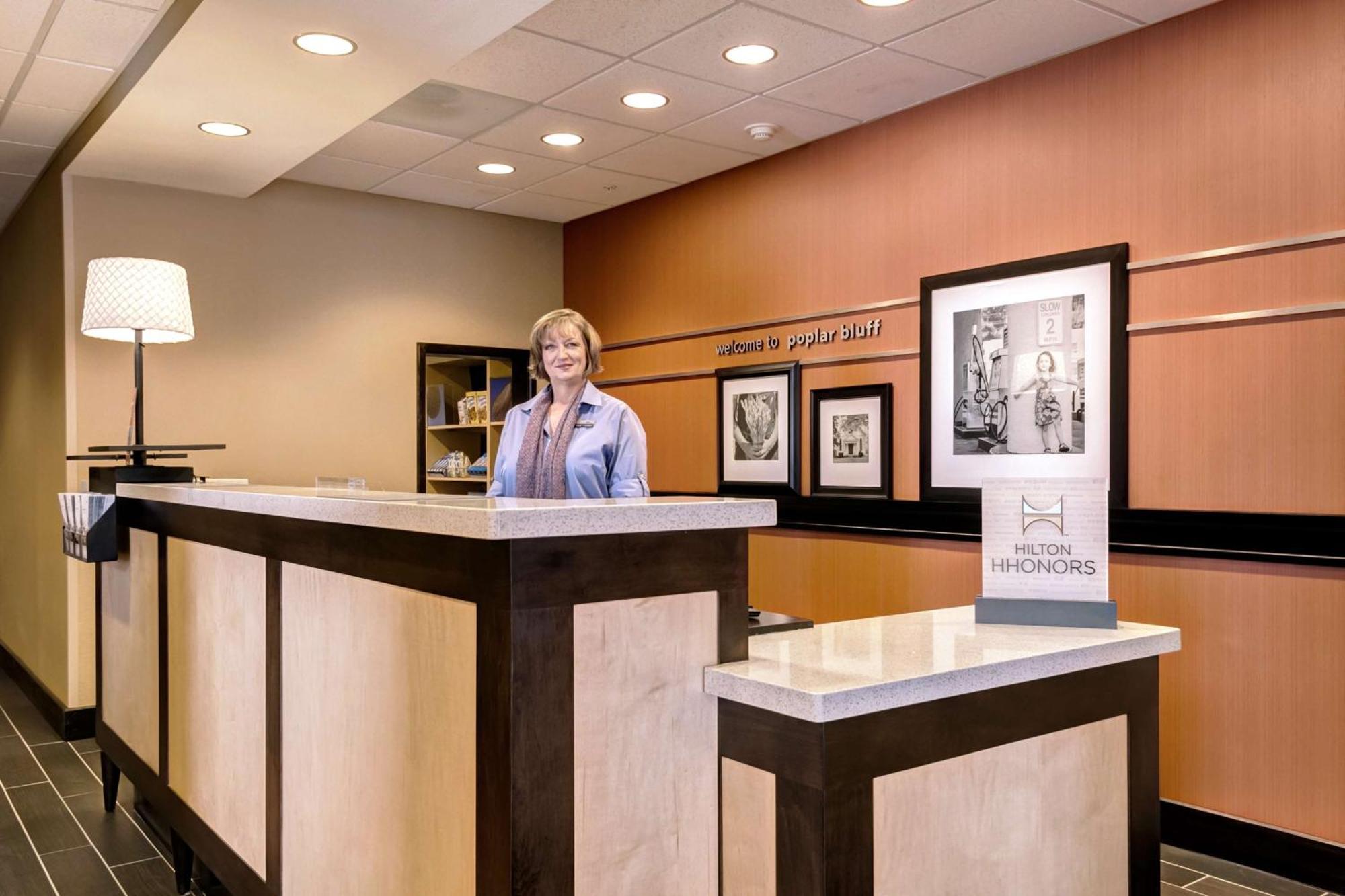 Hampton Inn Poplar Bluff Eksteriør billede